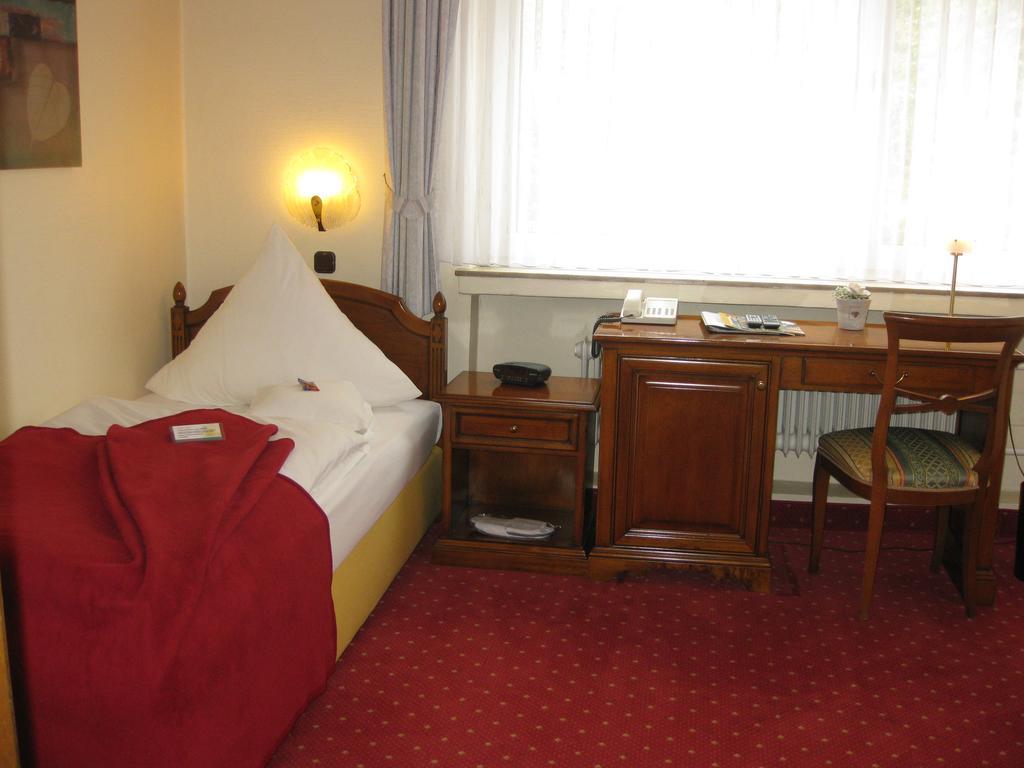 Ruhr Hotel エッセン エクステリア 写真
